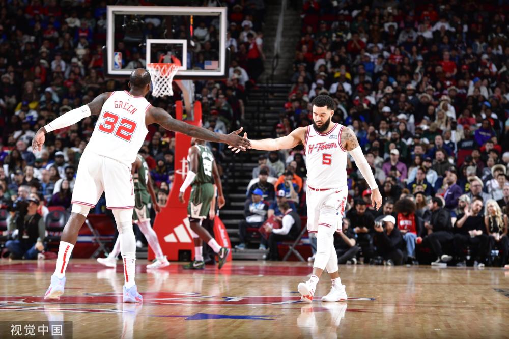 别墅背后的 别墅背后的