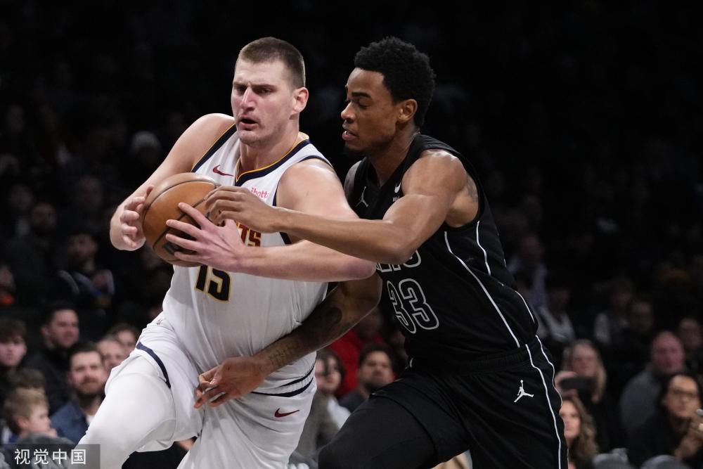 随着时间的 随着时间的